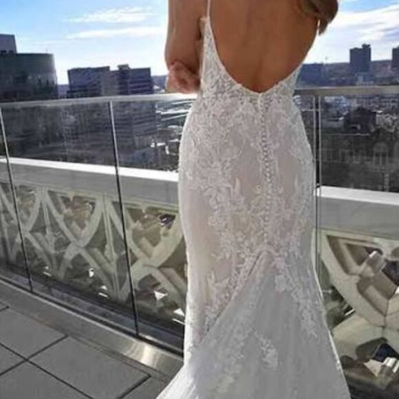 Martina Liana 1305 wedding dress - Picture 2 of 4